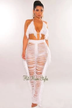 LOVESENSE Just In White Knit Halter Triangle Top Fringe Ladder Cut Pants Two Piece Set