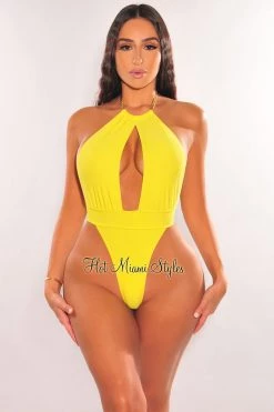 Hollywood & I Yellow Gold Chain Halter Keyhole Open Back Swimsuit Just In