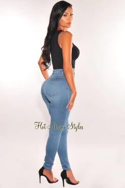 Idea... HMS ESSENTIAL: Black Ribbed Seamless Sleeveless Crop Top