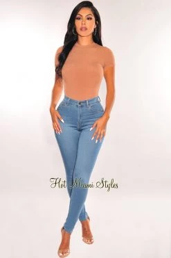 La Luxe HMS Essential: Mocha Round Neck Short Sleeve Bodysuit Just In