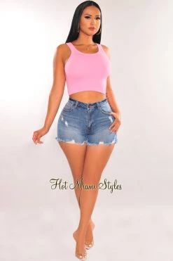 Idea... HMS ESSENTIAL: Pink Ribbed Seamless Sleeveless Crop Top