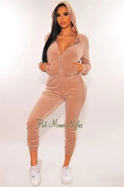 Sole Mio (set) Just In HMS Lounge: Blush Velour Triangle Top Hoodie Joggers Three Piece Set