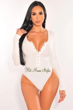 Glamazon White Ribbed Round Neck Long Sleeve Snap Button Up Bodysuit Just In