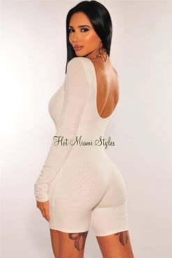 Vendor-unknown Just In HMS Essential: Off White Round Neck Perfect Fit Double Lined Long Sleeve Romper