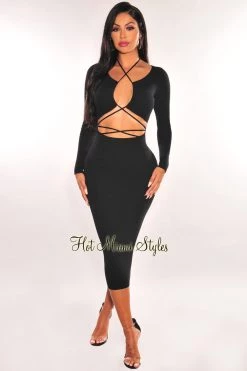 Elan International Just In Black Ribbed Knit Keyhole Cut Out Long Sleeve Midi Dress